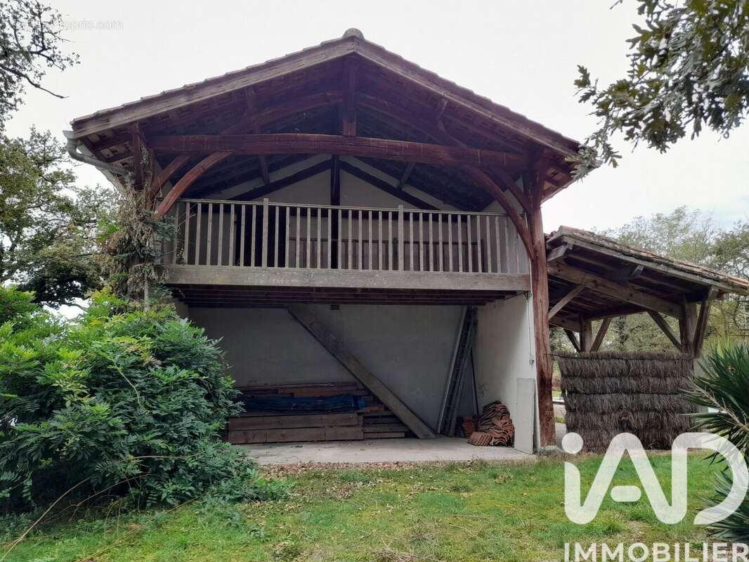 Maison 133 m² à Lencouacq  - photo 3