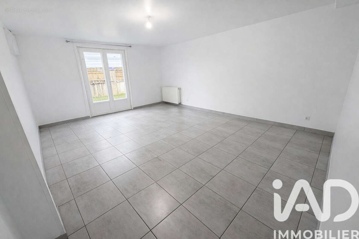 Photo 2 - Maison à LA ROCHEFOUCAULD