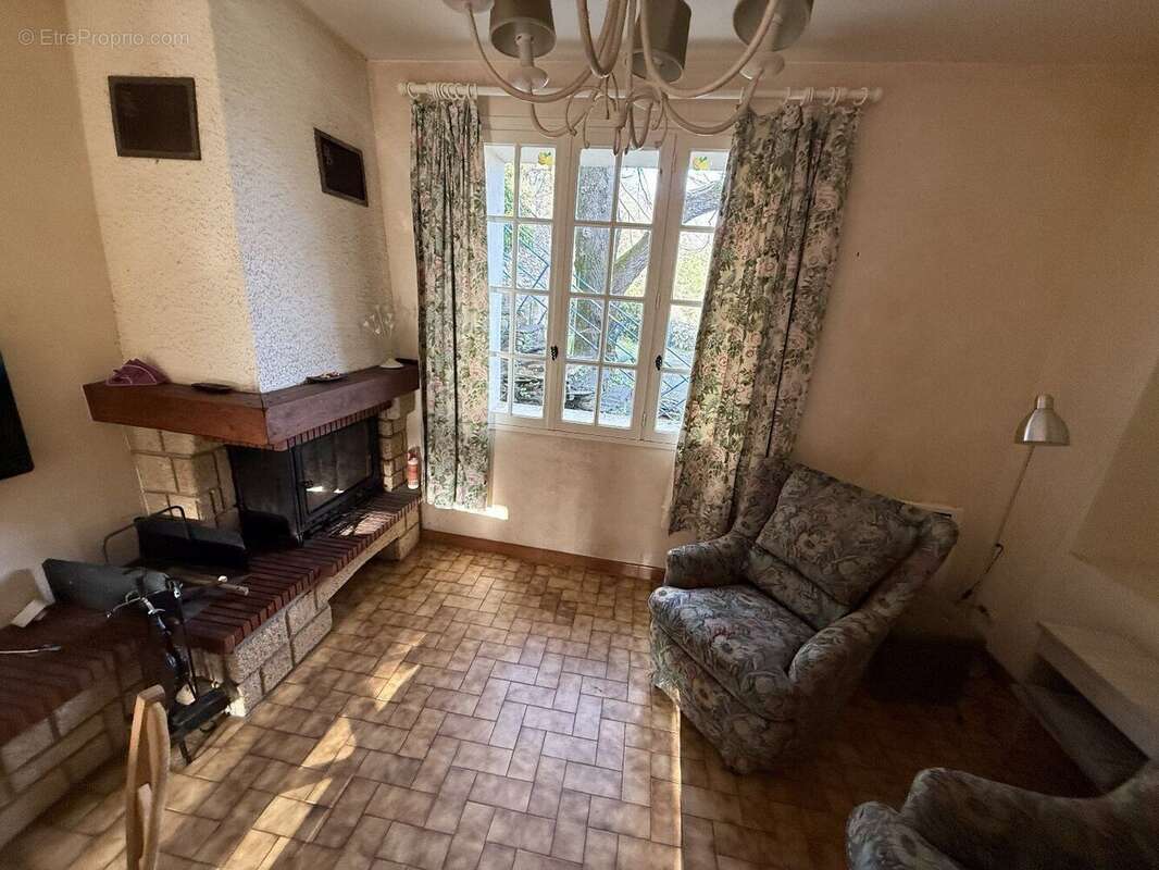 Photo 7 - Maison à COLOMBIERES-SUR-ORB