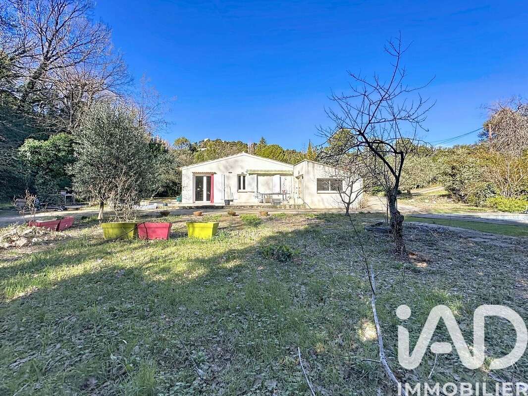 Photo 2 - Maison à NANS-LES-PINS