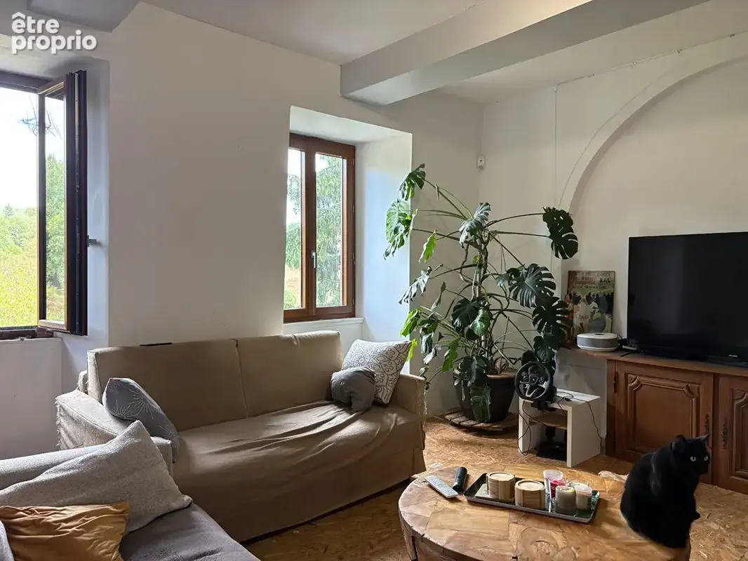 Maison de village avec vue, jardin et garage - photo 6