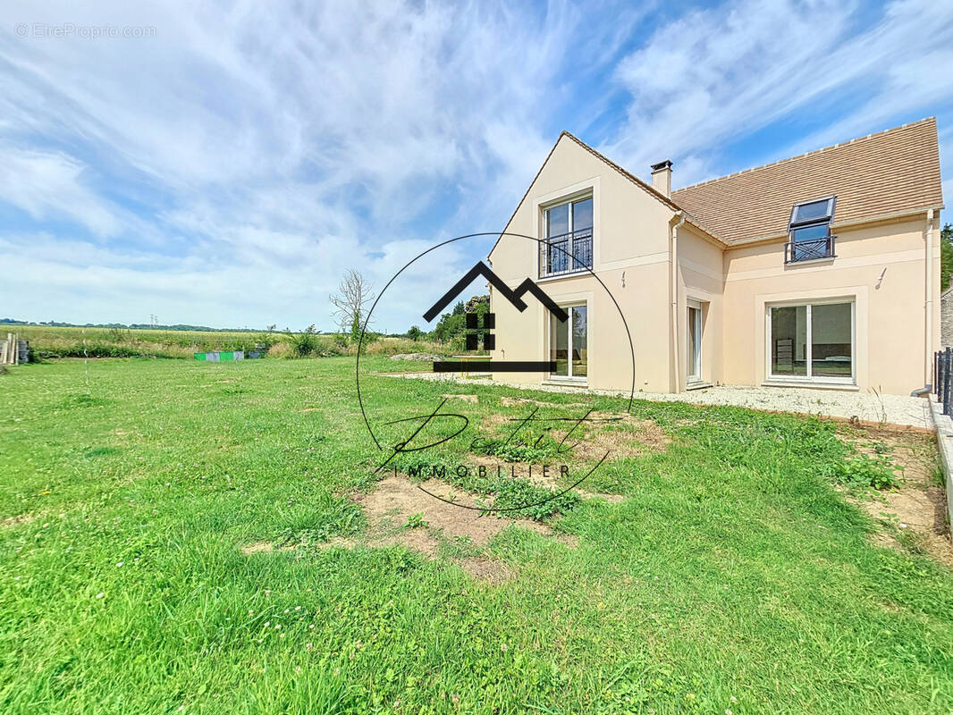 Maison à ULLY-SAINT-GEORGES