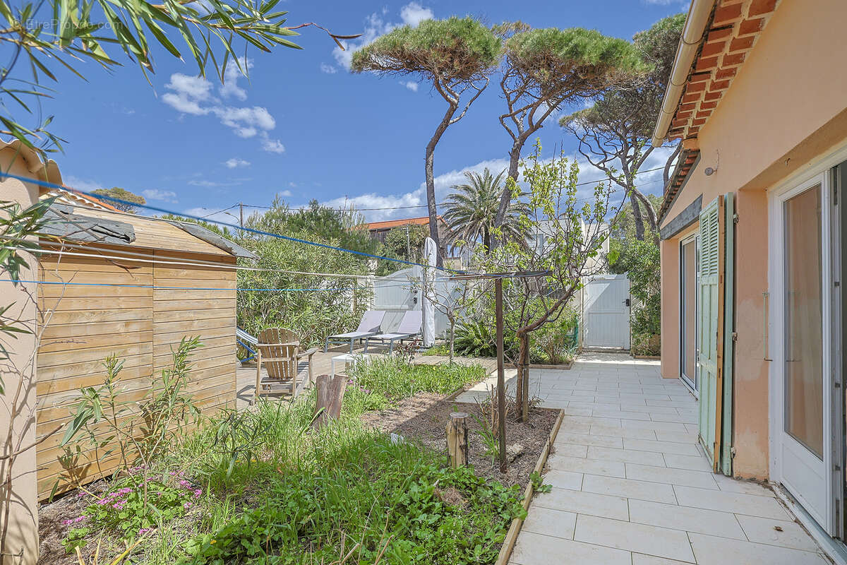 Appartement à HYERES