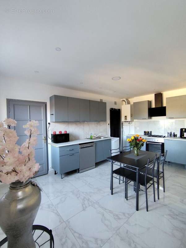 Maison à SAINT-ETIENNE