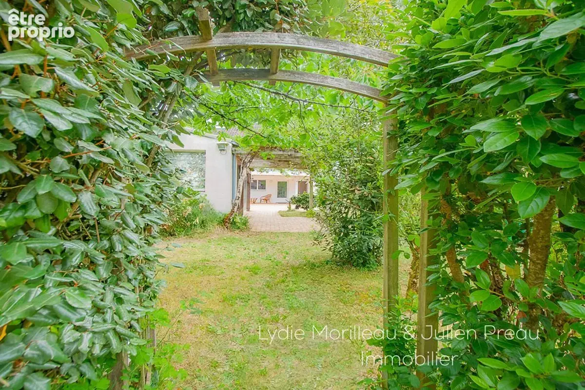 Maison familiale 6 pièces (167m²) et jardin arboré - photo 13