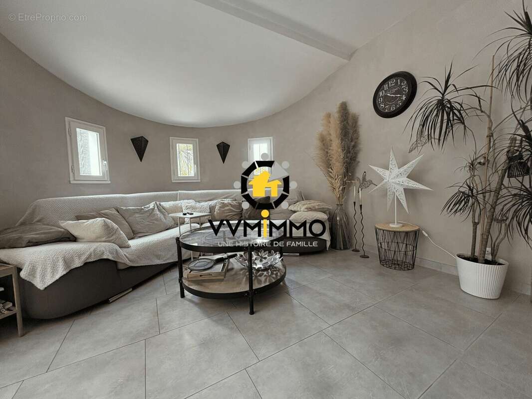Maison 157 m² à La Chevroliere  - photo 3
