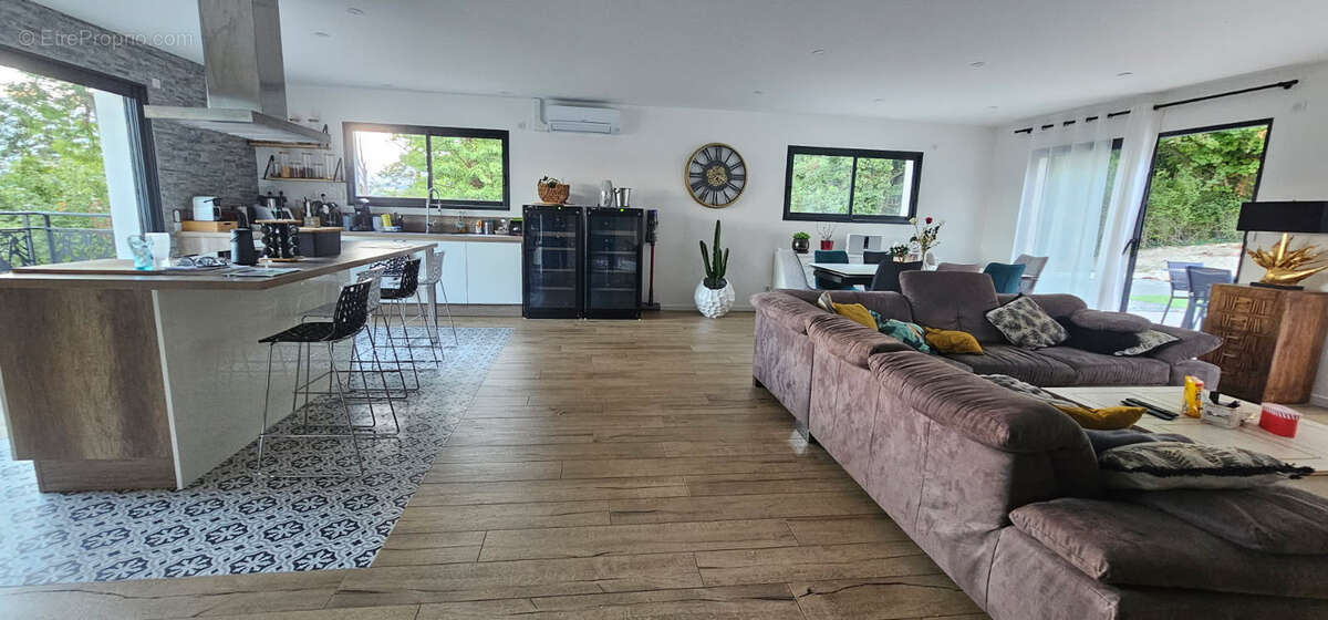 Maison à PONT-DU-CHATEAU