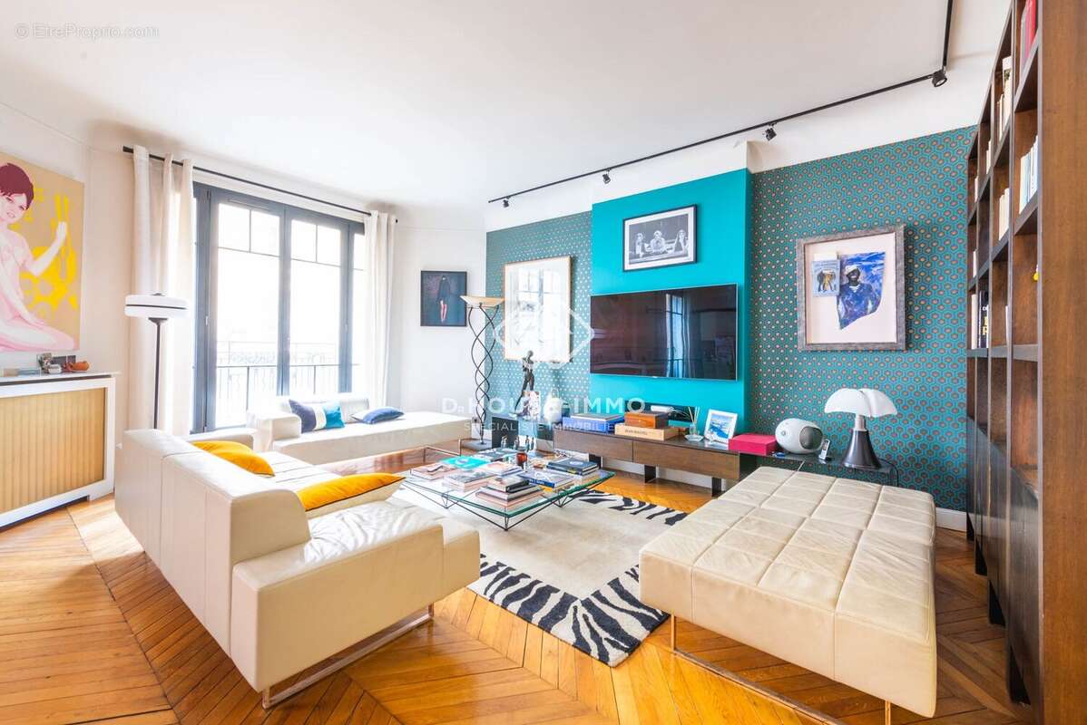 Appartement à NEUILLY-SUR-SEINE