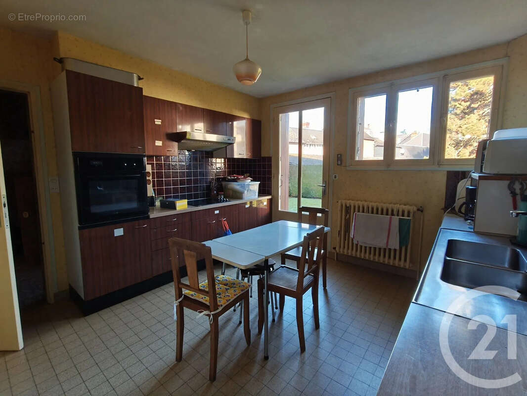 Maison à BERNAY