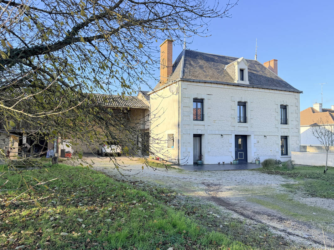 Maison à JAUNAY-CLAN