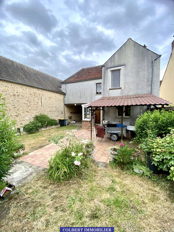 Maison 100 m² à Rouvray  - photo 2