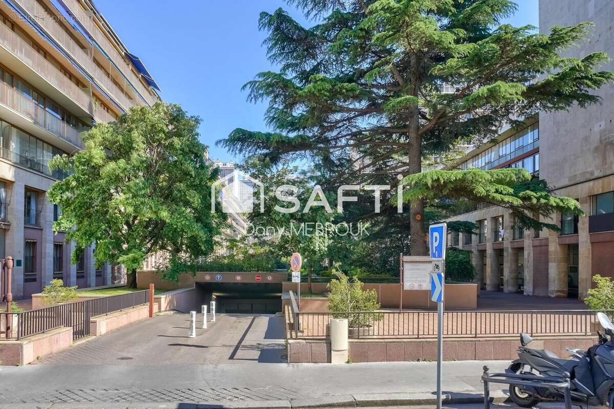 Photo 2 - Appartement à BOULOGNE-BILLANCOURT