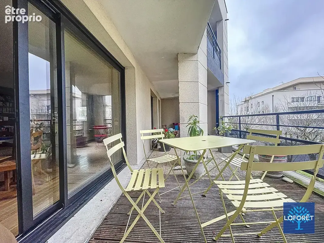 Appartement  DUPLEX Caen 5 pièce(s) 150 m2 - 3 places de parking - 2 Terrasses - photo 2