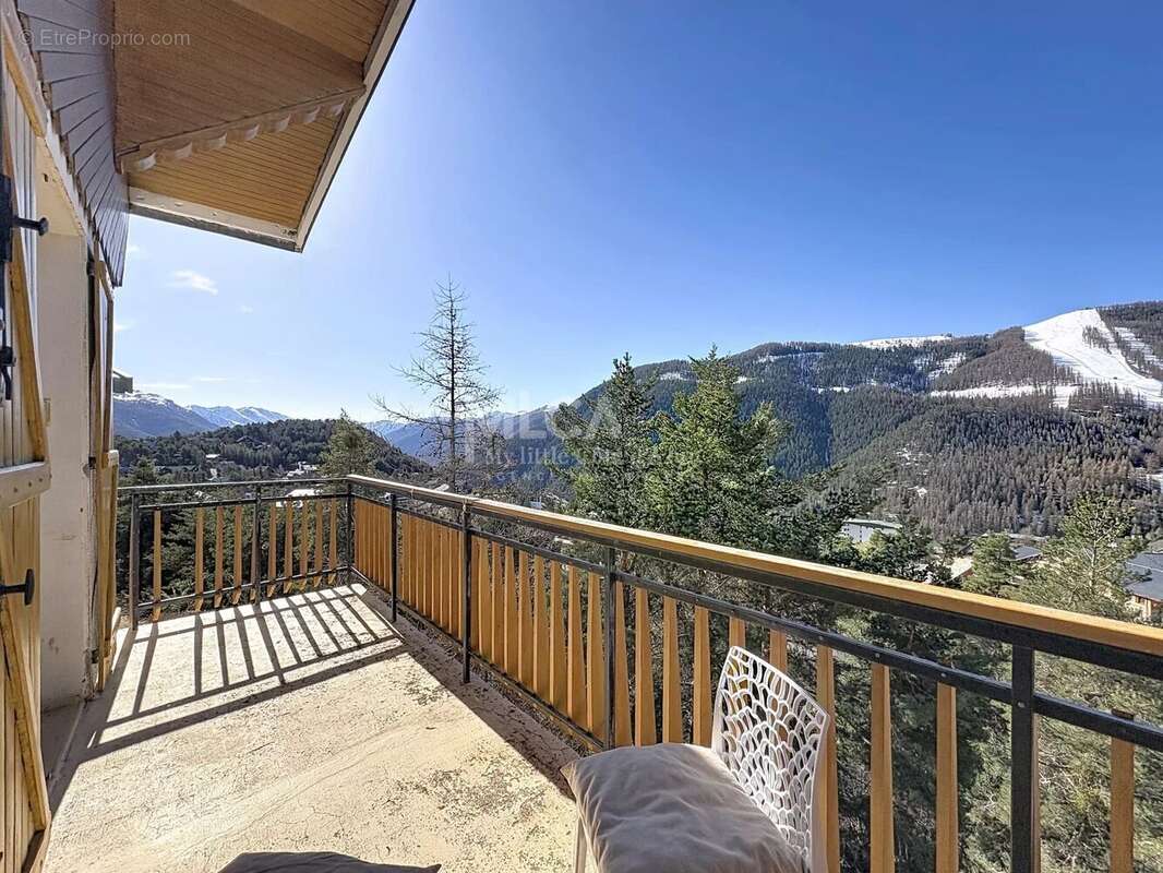 Appartement à SAINT-ETIENNE-DE-TINEE