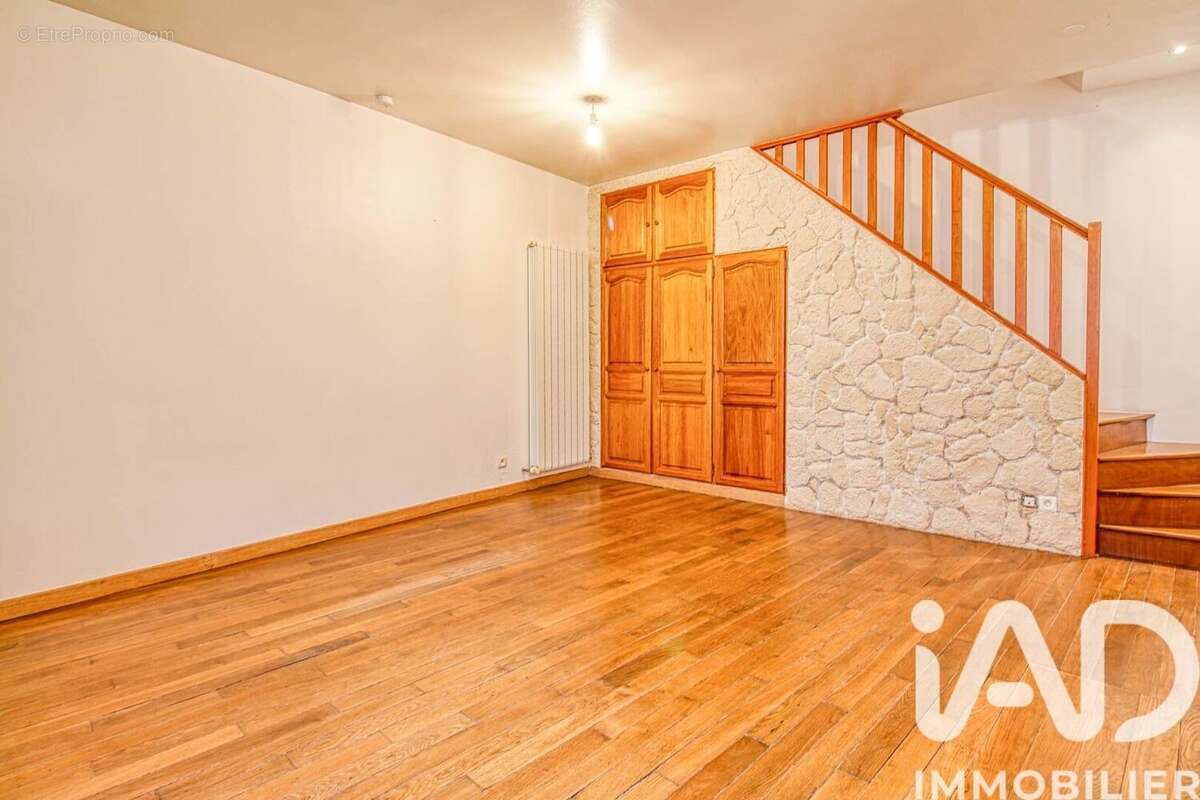 Photo 2 - Appartement à PIERRELAYE