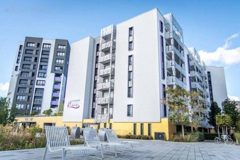 Appartement à REZE