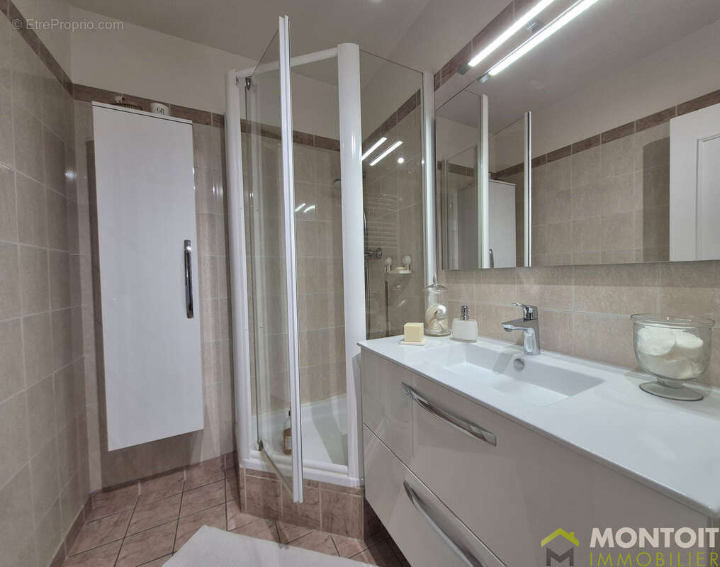Appartement à THIAIS