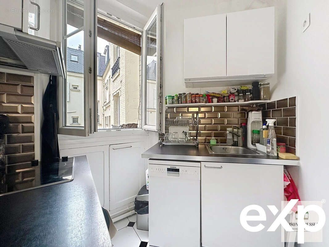 Appartement à PARIS-12E