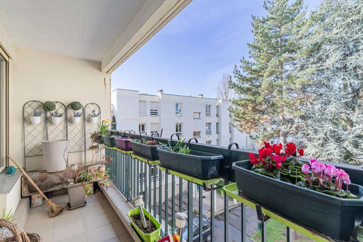 Appartement à BAGNEUX