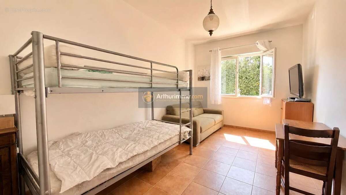 Maison à FREJUS