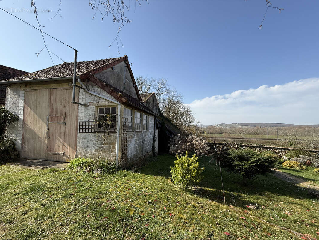 Maison à TRACY-SUR-LOIRE