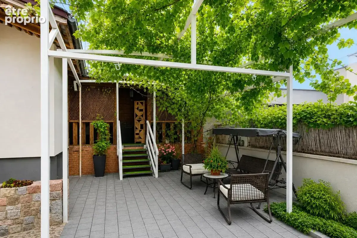 68390 sausheim – quartier résidentiel recherché – maison familiale de 200 m² – 7 pièces – 5 chambres – sous-sol aménagé – comble - photo 2