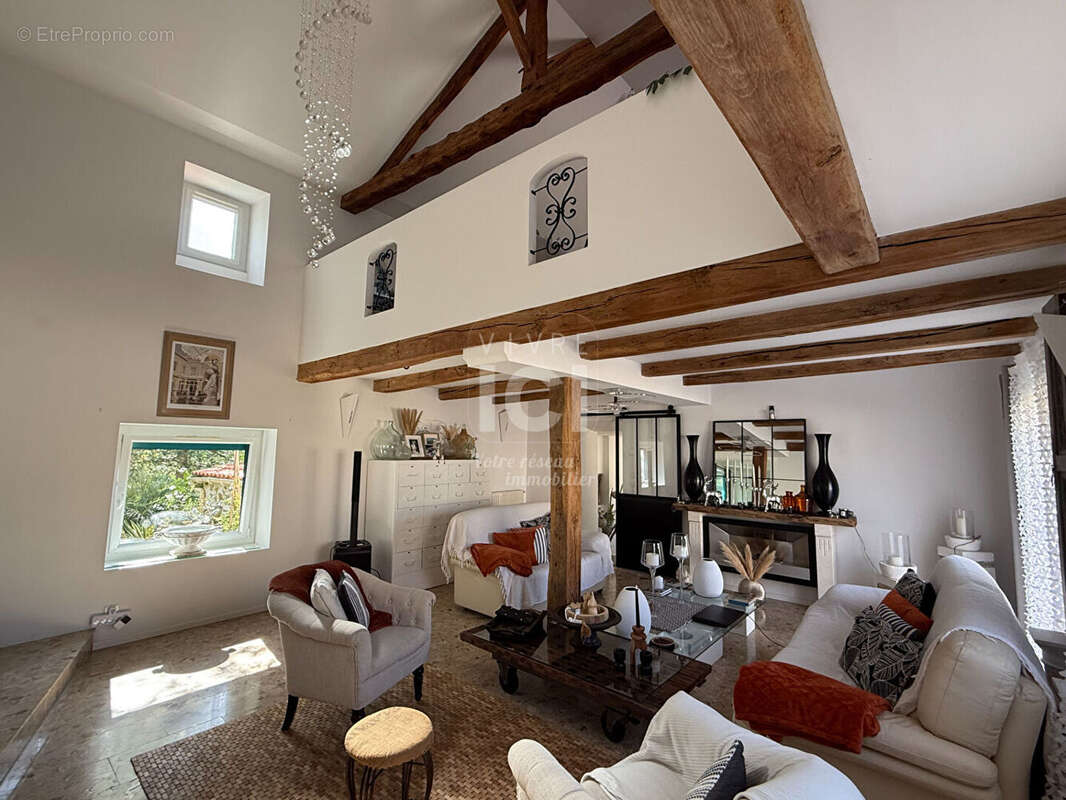 Maison à FROSSAY