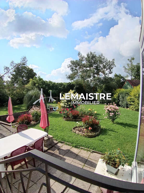Maison à vendre - Yvetot - Quartier du Fay - 160 m² - 5 chambres - Sous-sol complet - Terrain 1535 m² - photo 15