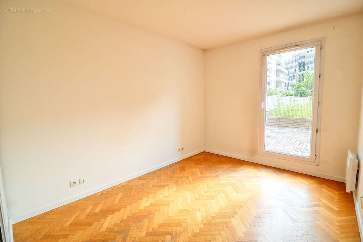 Appartement à MONTROUGE