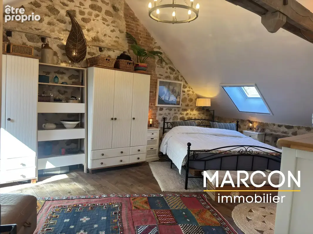 Belle maison en pierres renovee avec grange - photo 25