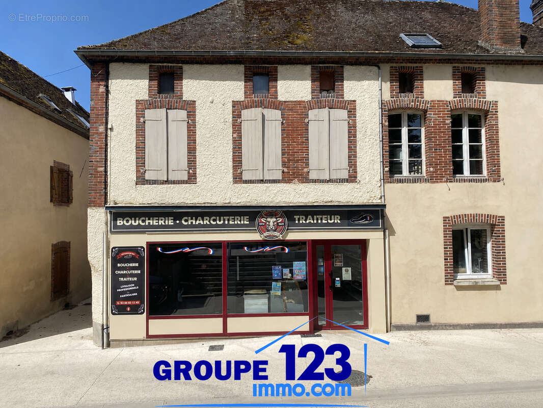Appartement à AILLANT-SUR-THOLON
