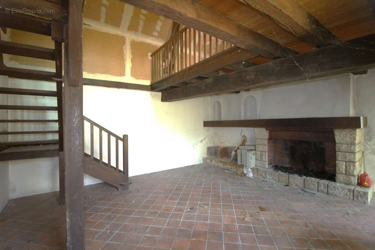 Maison à LA GUERCHE-SUR-L&#039;AUBOIS