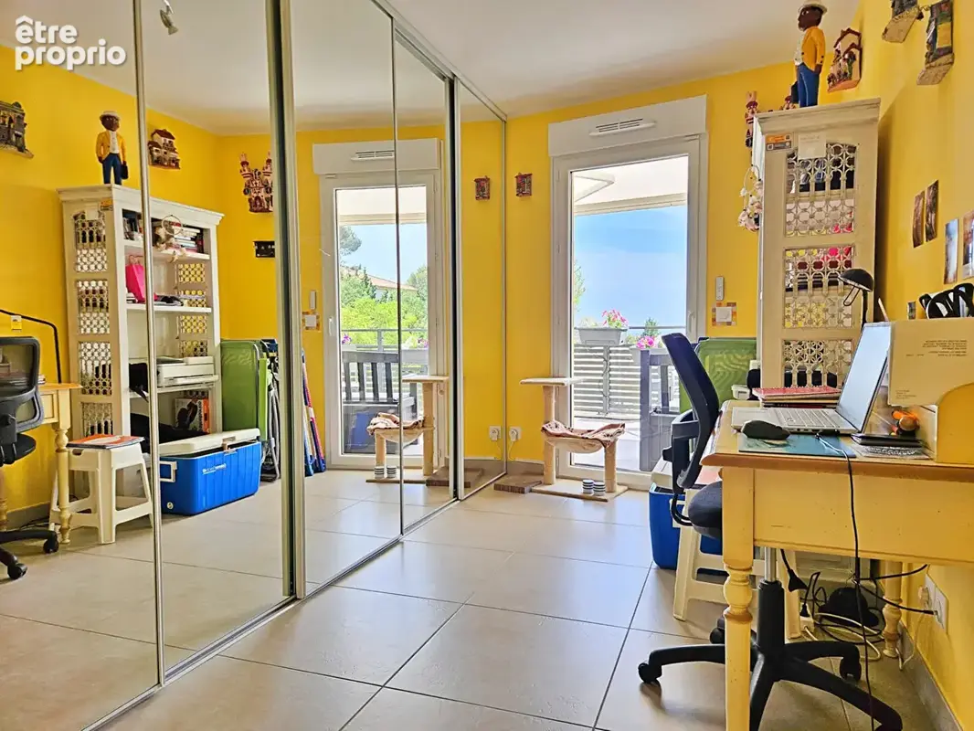 Appartement Villeneuve Les Avignon 4 pièce(s) 89 m2 - photo 11