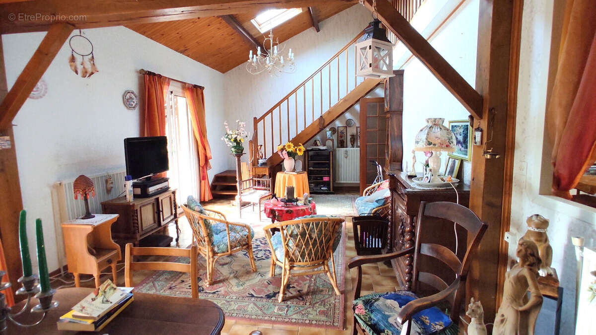 Maison à COLOMBIERS