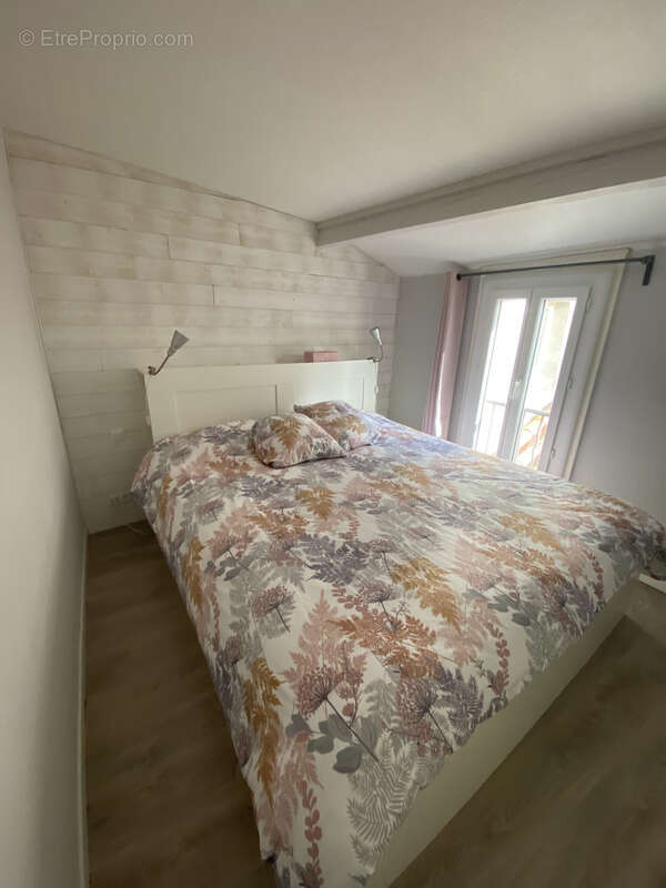 Appartement à MEZE
