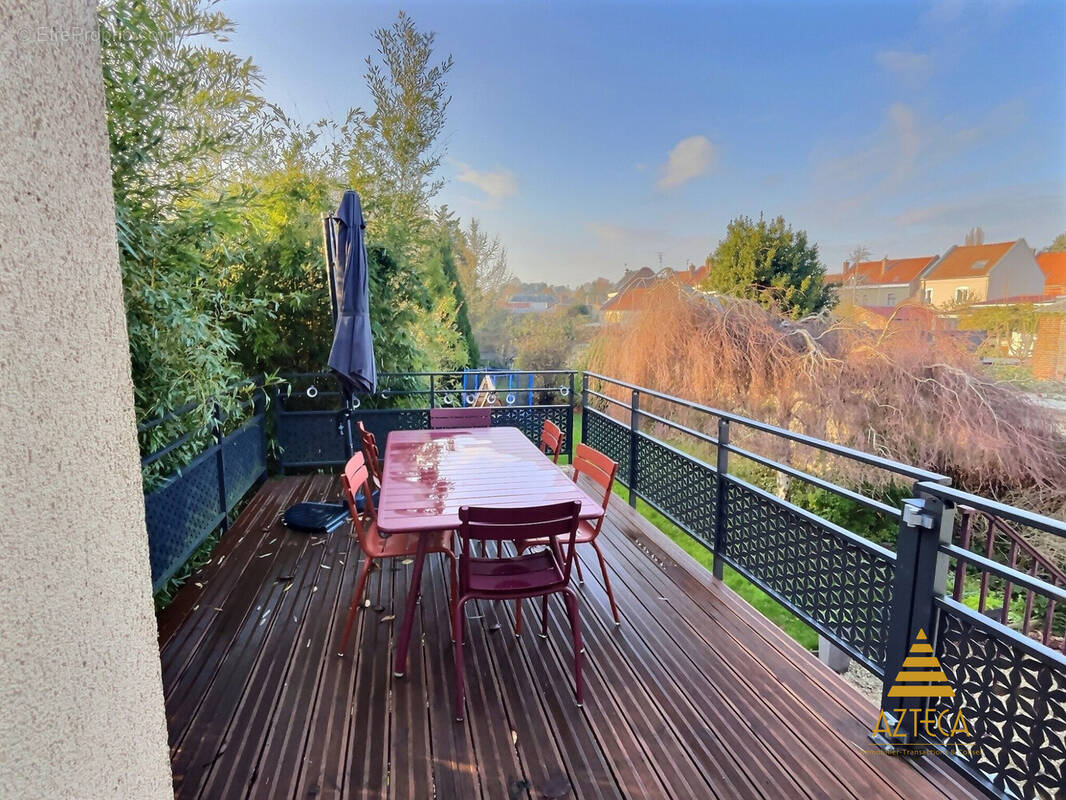 Maison à NEUVILLE-SAINT-REMY