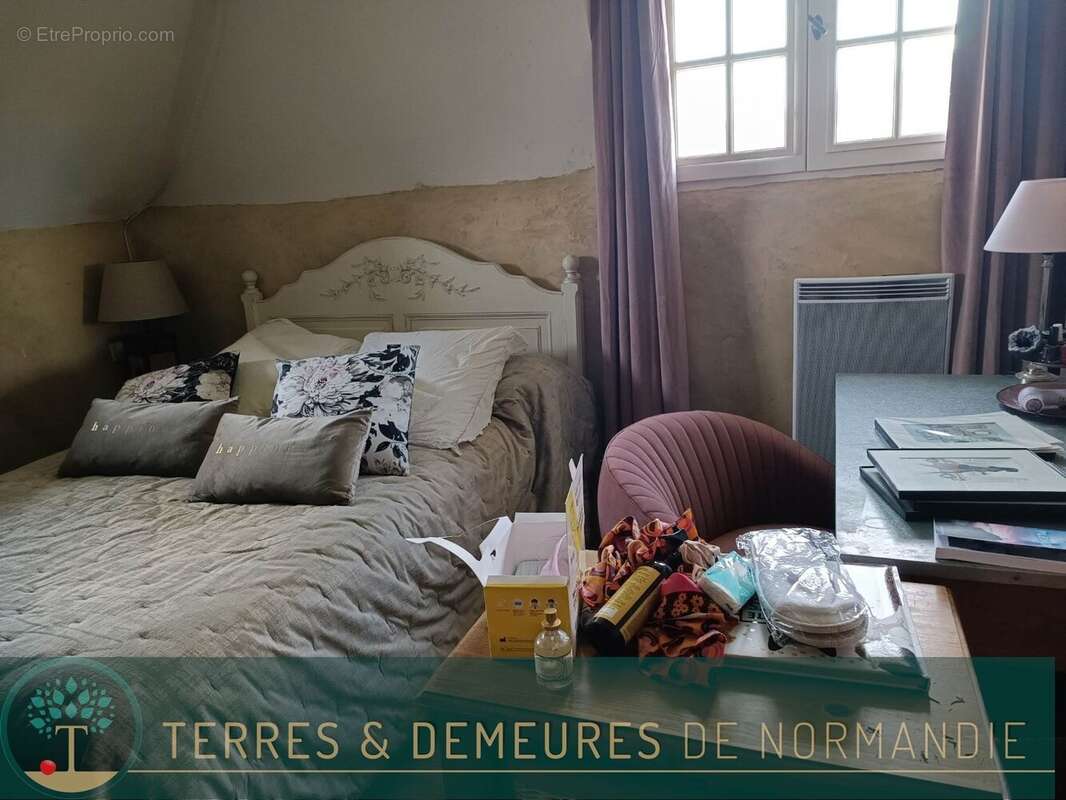 Maison à MARAIS-VERNIER