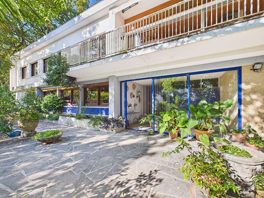 Maison d'architecte 300m²  sur  parcelle 27000m² montelimar 26200 - photo 14
