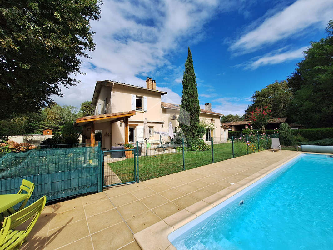 Maison à BELIN-BELIET