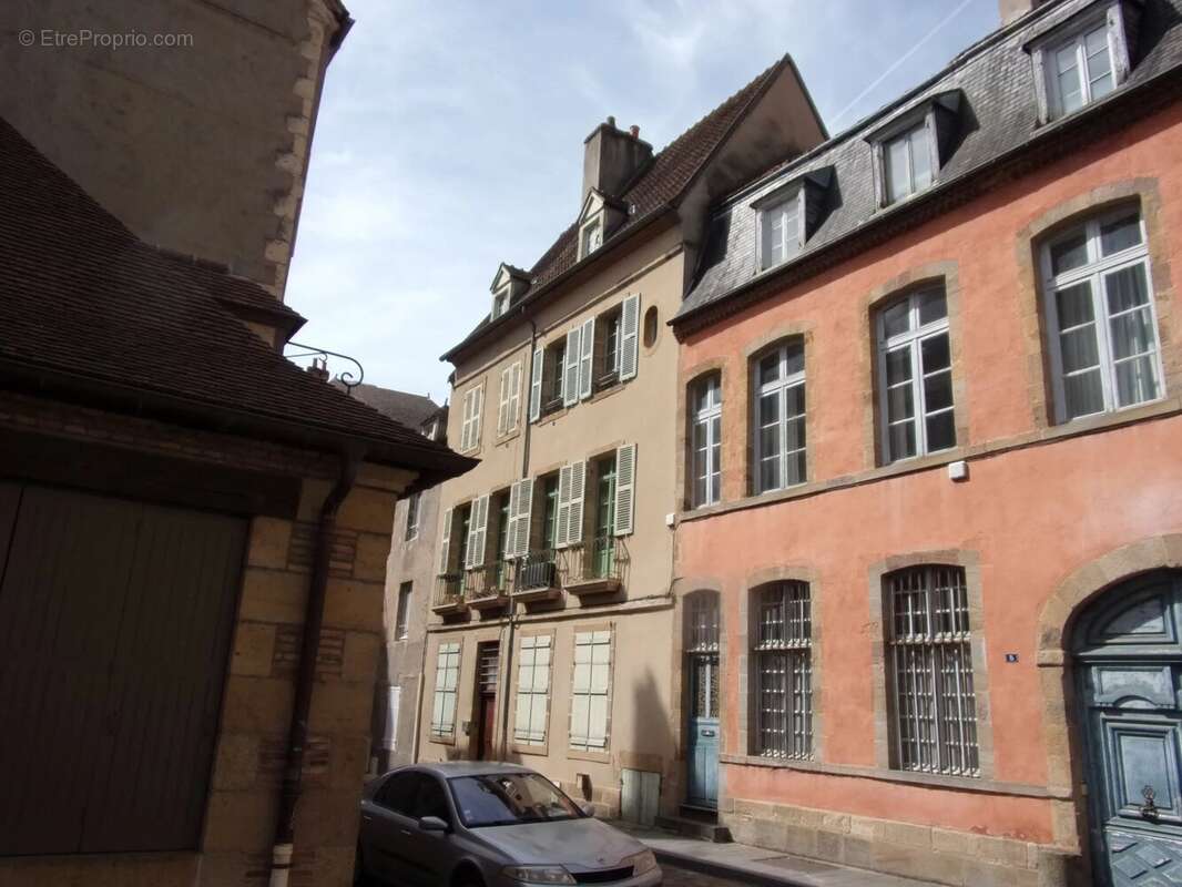 Appartement à MOULINS