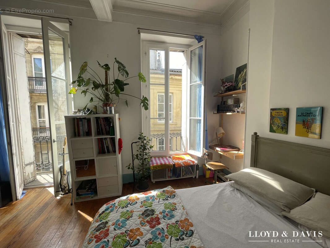 Appartement à BORDEAUX