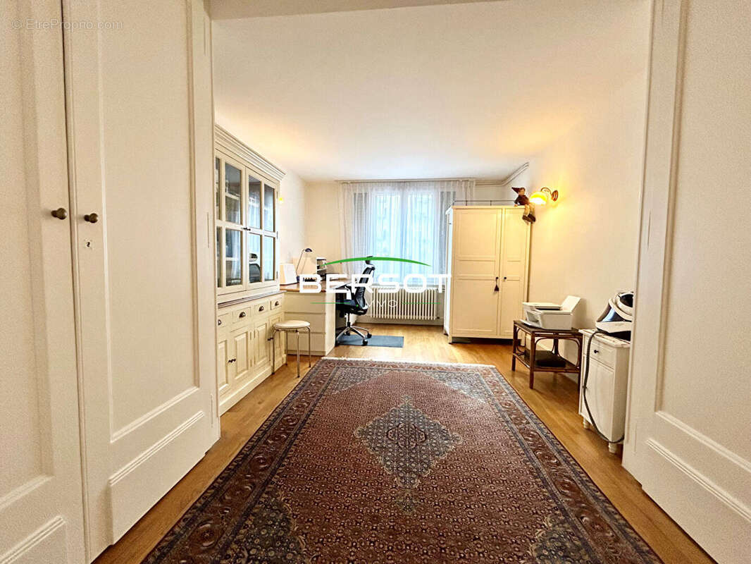 Appartement  4 pièces 149.23 m2 à deux pas de l'embarcadère et des Thermes - photo 7