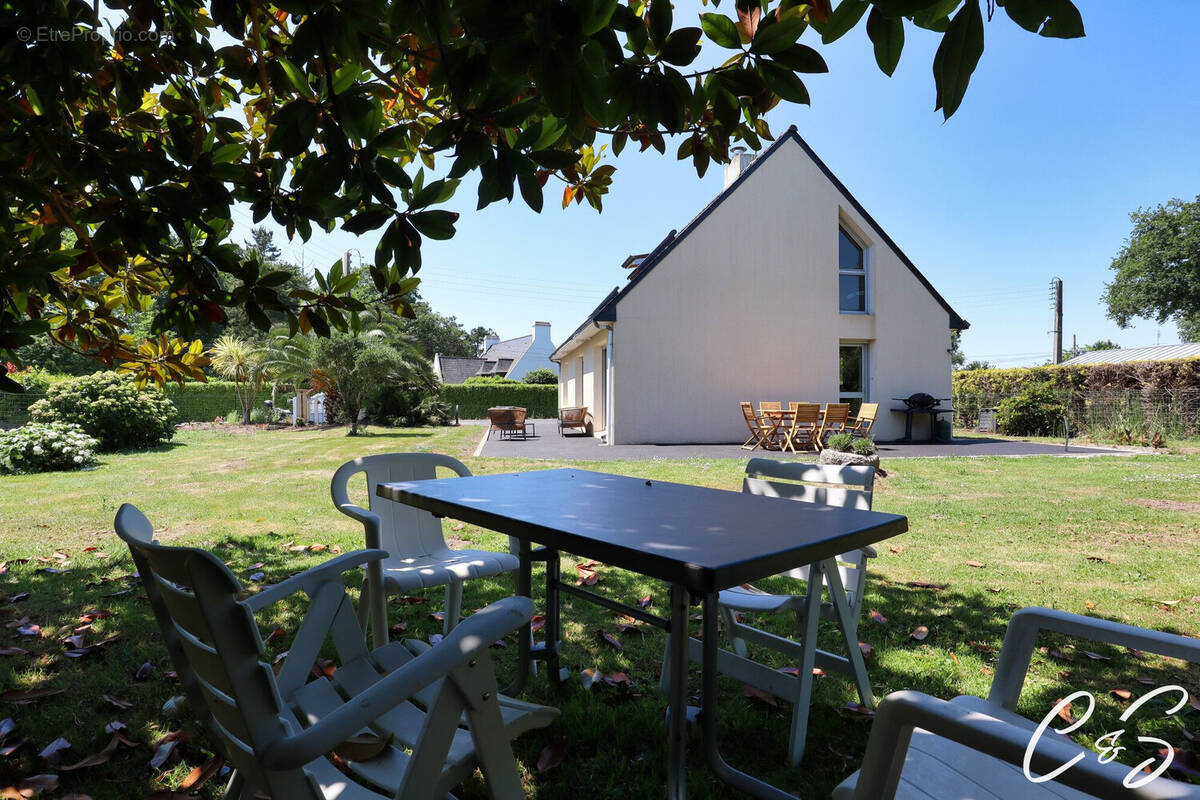 Maison à COMBRIT