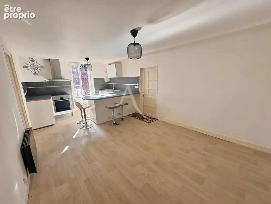 APPARTEMENT Fay Aux Loges, 3 pièces 61 m² - photo 2