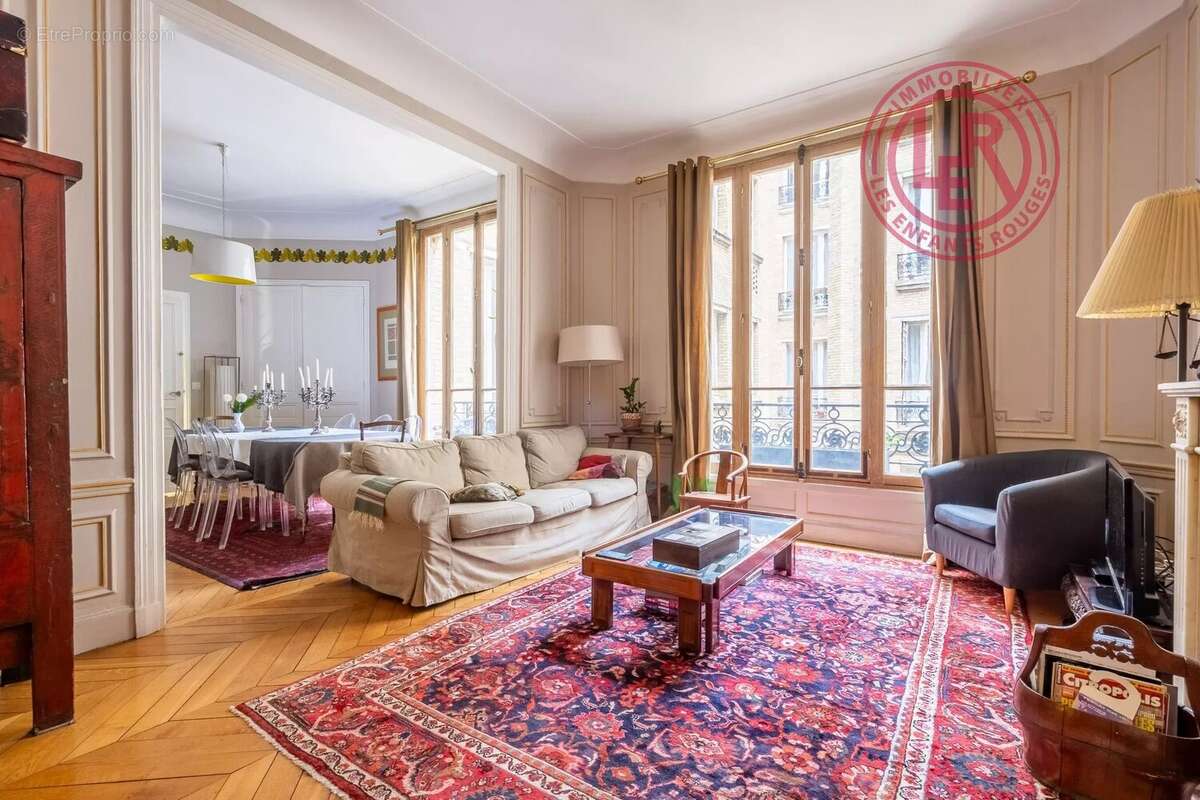 Appartement à PARIS-4E