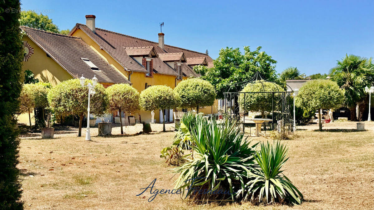 Maison à ANJOUIN
