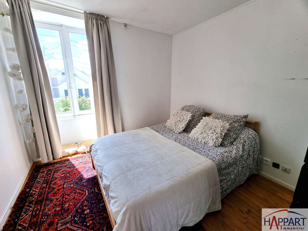 Maison à LE MEE-SUR-SEINE