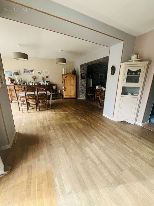 Maison à VILLERS-BRETONNEUX