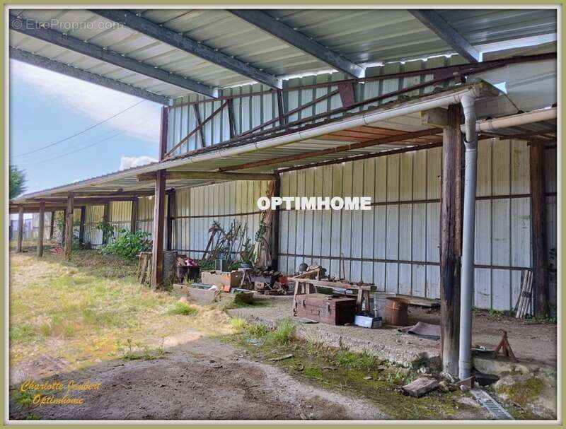 Maison à LA GENETOUZE