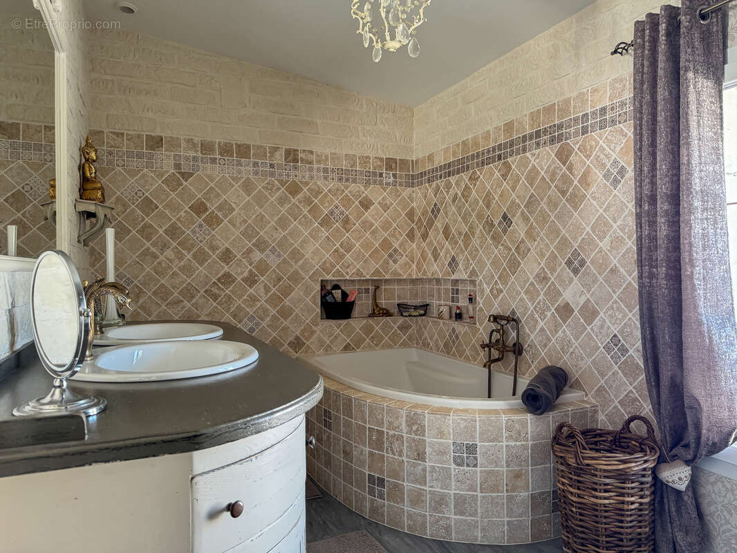 Maison à SAINT-PALAIS-SUR-MER